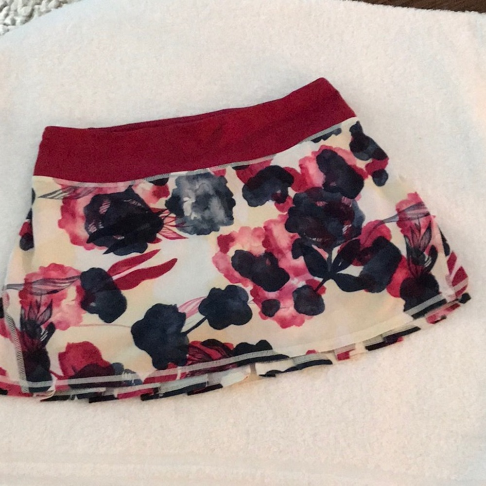 Lululemon skirt
